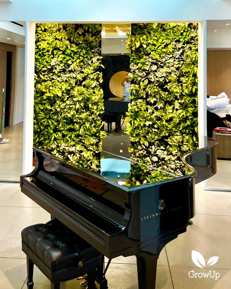 piano living wall